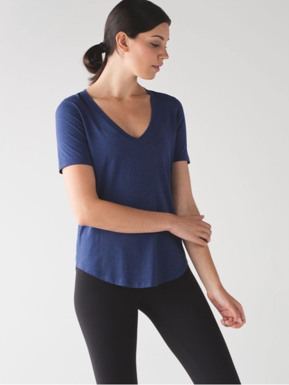 Lululemon Love Tee III V-Neck Lightweight Short Sleeve Shirt Heathered Blue Sz 6